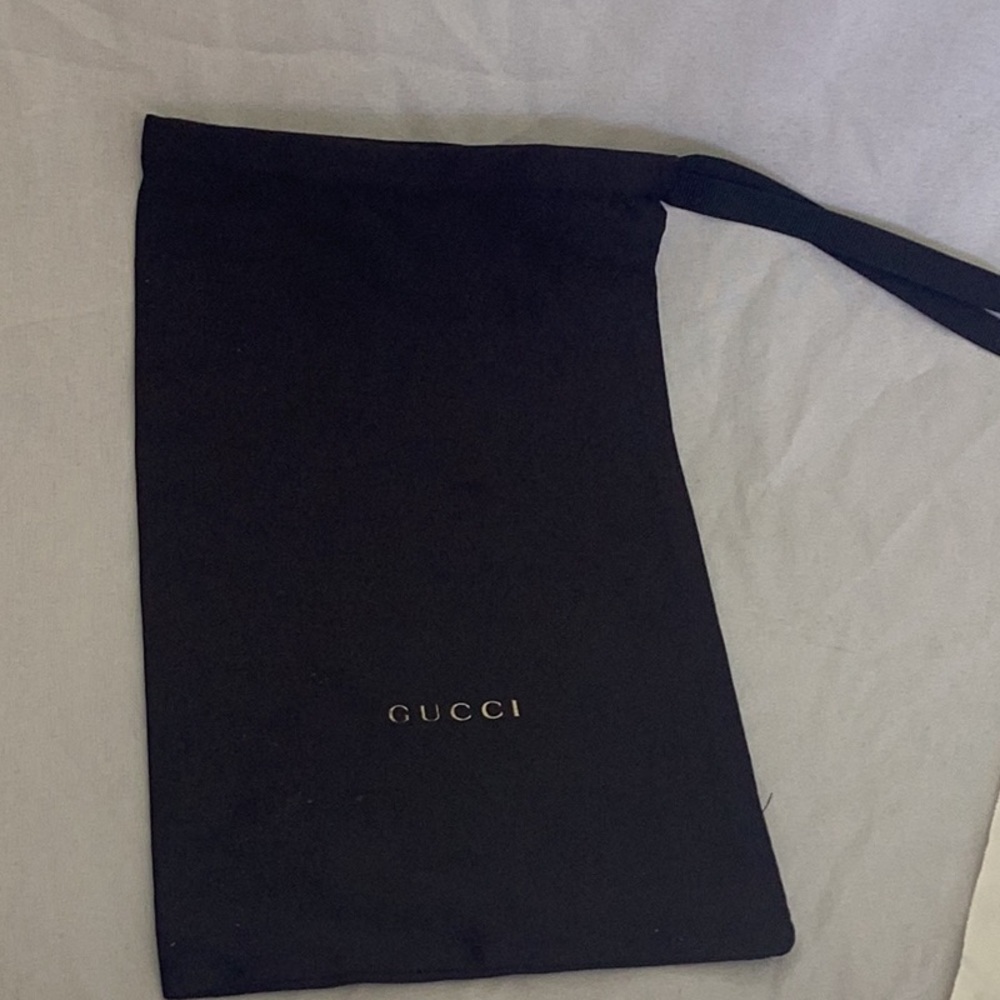 Gucci sunglasses bag - Picture 3 of 3